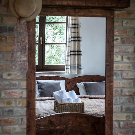 Kishosszuret Vendeghaz בית הארחה