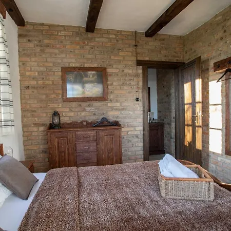 Kishosszuret Vendeghaz Pecsvarad