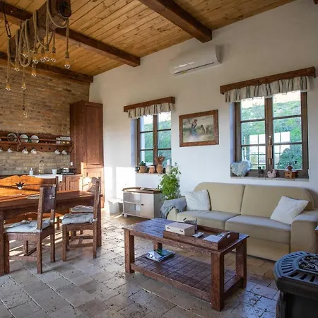Guest house Kishosszuret Vendeghaz