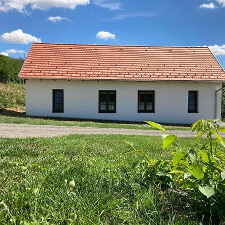 Kishosszuret Vendeghaz בית הארחה