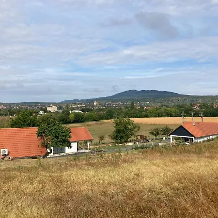 Kishosszuret Vendeghaz * Pecsvarad