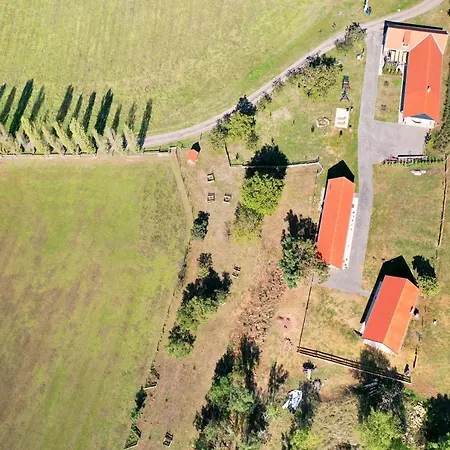 Kishosszuret Vendeghaz בית הארחה Pecsvarad